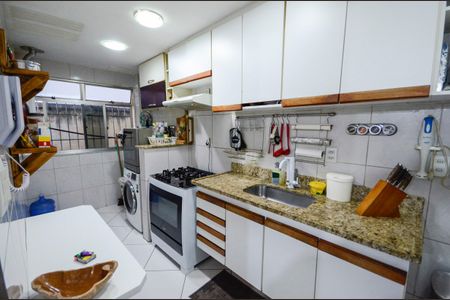 Apartamento à venda com 160m², 3 quartos e 1 vaga Apartamento à venda com 160m², 3 quartos e 1 vagaCozinha
