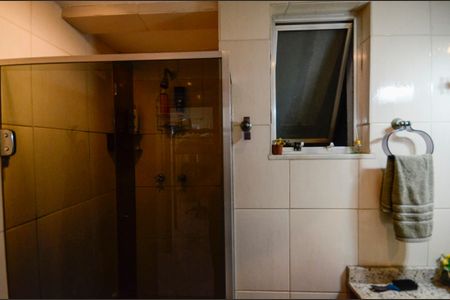 Apartamento à venda com 160m², 3 quartos e 1 vaga Apartamento à venda com 160m², 3 quartos e 1 vagaBanheiro Social
