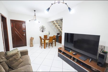 Apartamento à venda com 160m², 3 quartos e 1 vaga Apartamento à venda com 160m², 3 quartos e 1 vagaSala