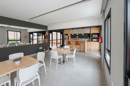 Apartamento à venda com 25m², 1 quarto e sem vagaÁrea comum - Salão de Festas