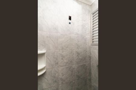 Apartamento à venda com 60m², 2 quartos e sem vaga Apartamento à venda com 60m², 2 quartos e sem vagaBanheiro