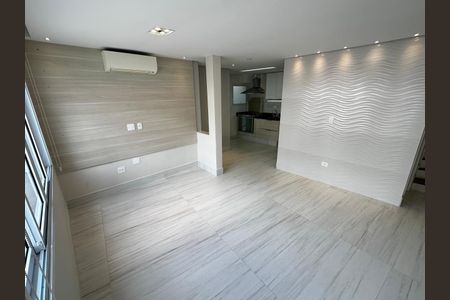 Casa à venda com 90m², 3 quartos e 2 vagasFoto 02