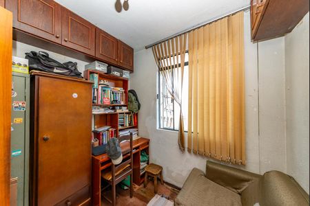 Apartamento à venda com 58m², 3 quartos e 2 vagasQuarto 3