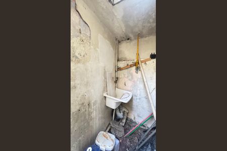 Casa à venda com 100m², 2 quartos e 1 vaga Casa à venda com 100m², 2 quartos e 1 vagaÁrea de Serviço