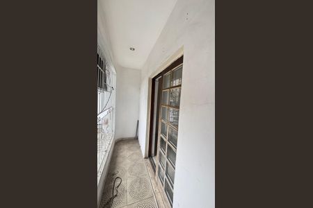 Casa à venda com 100m², 2 quartos e 1 vaga Casa à venda com 100m², 2 quartos e 1 vagaVaranda do Quarto 1