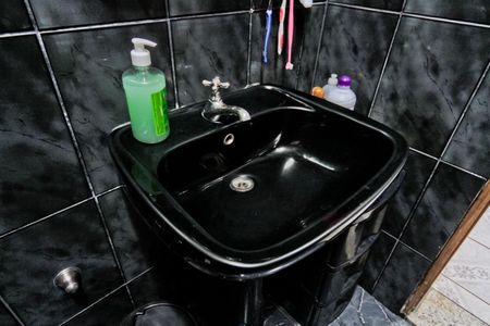 Casa à venda com 150m², 3 quartos e 3 vagasBanheiro 2