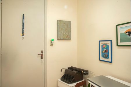 Apartamento à venda com 75m², 2 quartos e 1 vagaEscritório