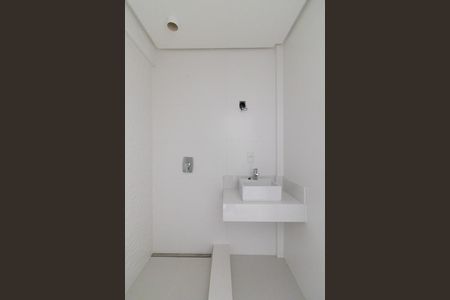 Apartamento à venda com 190m², 3 quartos e 3 vagasBanheiro da Suíte 2