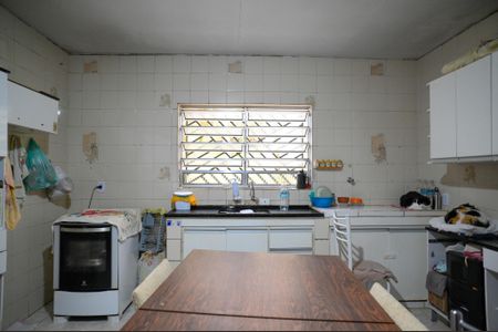 Casa à venda com 155m², 3 quartos e 2 vagas Casa à venda com 155m², 3 quartos e 2 vagasCozinha