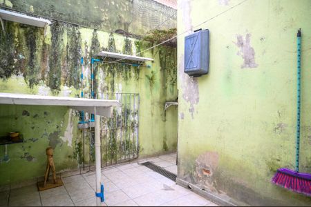 Casa à venda com 155m², 3 quartos e 2 vagas Casa à venda com 155m², 3 quartos e 2 vagasQuintal