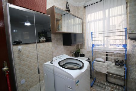 Apartamento à venda com 72m², 2 quartos e 1 vagaÁrea de Serviço