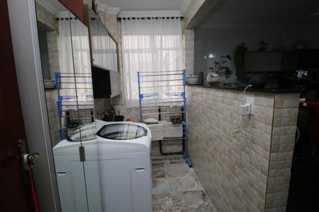 Apartamento à venda com 72m², 2 quartos e 1 vagaÁrea de Serviço