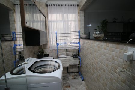 Apartamento à venda com 72m², 2 quartos e 1 vagaÁrea de Serviço