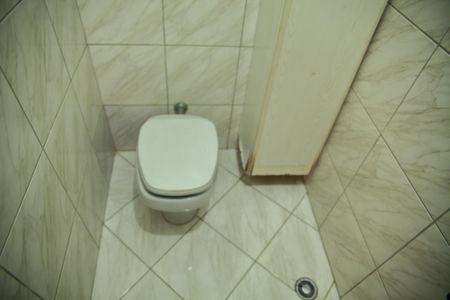 Casa à venda com 250m², 3 quartos e 2 vagasBanheiro de Serviço