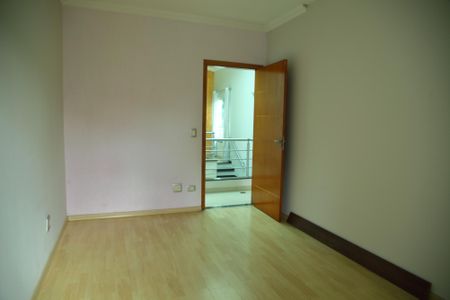 Casa à venda com 250m², 3 quartos e 2 vagasQuarto