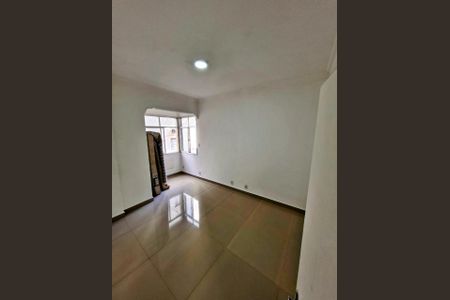 Apartamento à venda com 110m², 3 quartos e 1 vagaFoto 01