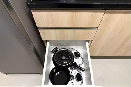 Studio para alugar com 25m², 1 quarto e sem vaga Studio para alugar com 25m², 1 quarto e sem vagaDetalhe cozinha