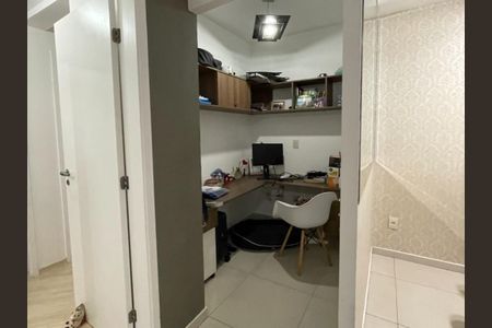 Apartamento à venda com 114m², 3 quartos e 2 vagasEscritório