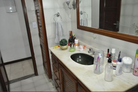 Casa à venda com 151m², 2 quartos e 1 vagaBanheiro Social