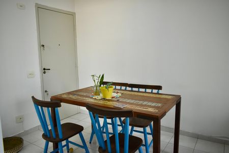 Apartamento à venda com 38m², 1 quarto e 1 vaga Apartamento à venda com 38m², 1 quarto e 1 vagaSala