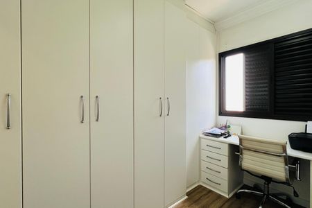 Apartamento à venda com 64m², 3 quartos e 1 vaga Apartamento à venda com 64m², 3 quartos e 1 vagaCloset da Suíte