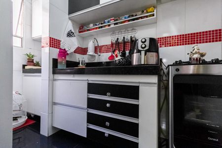 Apartamento à venda com 53m², 2 quartos e 1 vagaCozinha e Área de Serviço