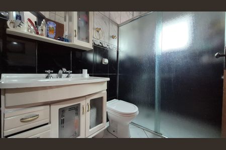 Apartamento à venda com 100m², 3 quartos e 2 vagas Apartamento à venda com 100m², 3 quartos e 2 vagasBanheiro da Suíte