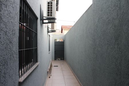 Casa à venda com 210m², 3 quartos e 2 vagas