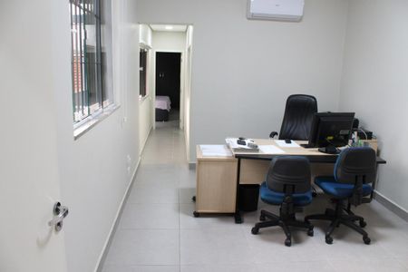 Casa à venda com 210m², 3 quartos e 2 vagas