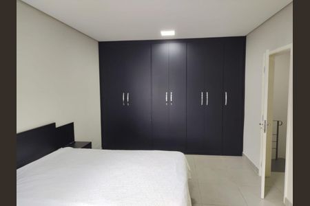 Casa à venda com 210m², 3 quartos e 2 vagas