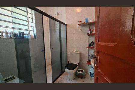 Casa à venda com 242m², 3 quartos e 2 vagas