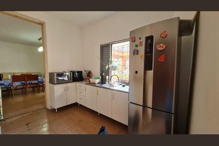 Casa à venda com 242m², 3 quartos e 2 vagas