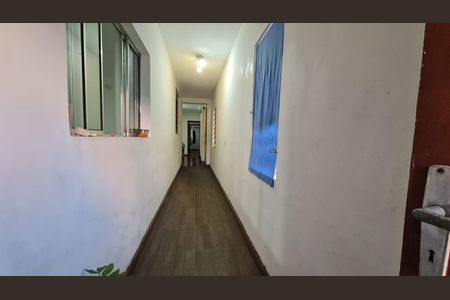 Casa à venda com 242m², 3 quartos e 2 vagas