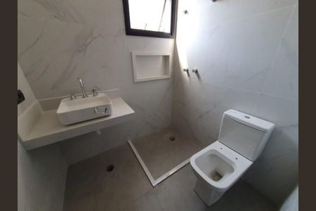 Casa de condomínio à venda com 214m², 4 quartos e 3 vagas