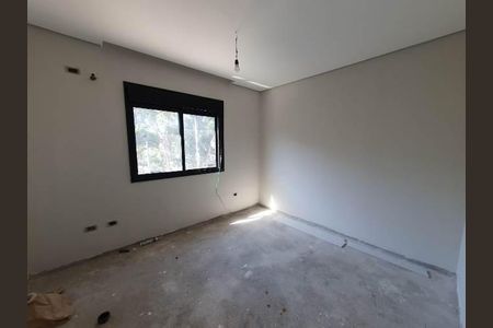 Casa de condomínio à venda com 216m², 4 quartos e 3 vagas