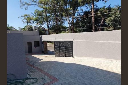 Casa de condomínio à venda com 216m², 4 quartos e 3 vagas