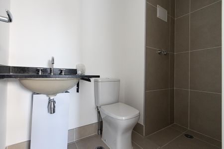 Apartamento à venda com 89m², 2 quartos e 1 vaga Apartamento à venda com 89m², 2 quartos e 1 vagaBanheiro