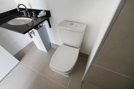 Apartamento à venda com 89m², 2 quartos e 1 vaga Apartamento à venda com 89m², 2 quartos e 1 vagaBanheiro do Quarto 2