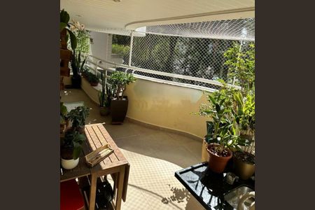 Apartamento à venda com 167m², 3 quartos e 3 vagas