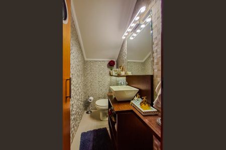 Casa à venda com 139m², 3 quartos e 2 vagas Casa à venda com 139m², 3 quartos e 2 vagasLavabo