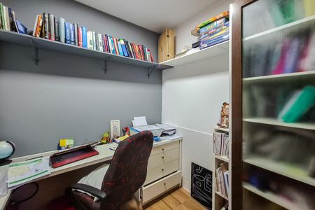 Casa à venda com 139m², 3 quartos e 2 vagas Casa à venda com 139m², 3 quartos e 2 vagas Escritório