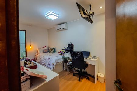 Casa à venda com 139m², 3 quartos e 2 vagas Casa à venda com 139m², 3 quartos e 2 vagasSuíte 1