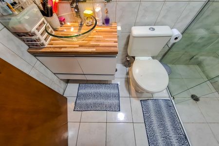 Casa à venda com 139m², 3 quartos e 2 vagas Casa à venda com 139m², 3 quartos e 2 vagasBanheiro Suíte 1