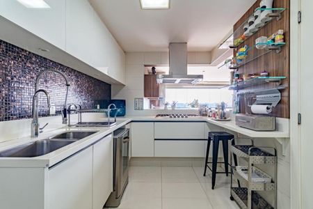 Apartamento à venda com 284m², 4 quartos e 4 vagas Apartamento à venda com 284m², 4 quartos e 4 vagasFoto 35