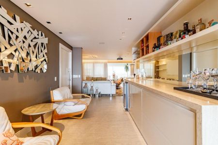 Apartamento à venda com 284m², 4 quartos e 4 vagas Apartamento à venda com 284m², 4 quartos e 4 vagasFoto 12