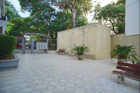 Apartamento à venda com 76m², 2 quartos e 1 vagaÁrea comum