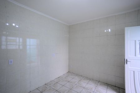 Casa para alugar com 130m², 2 quartos e 2 vagasCozinha