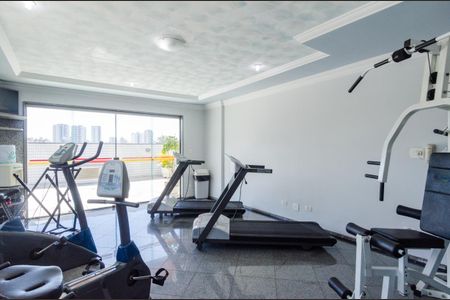 Apartamento à venda com 208m², 3 quartos e 3 vagas Apartamento à venda com 208m², 3 quartos e 3 vagasÁrea comum - Academia