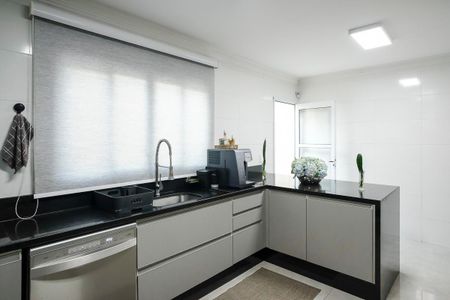 Casa à venda com 173m², 3 quartos e 3 vagasCozinha