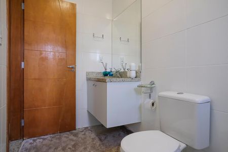 Casa à venda com 173m², 3 quartos e 3 vagasBanheiro da suíte 3